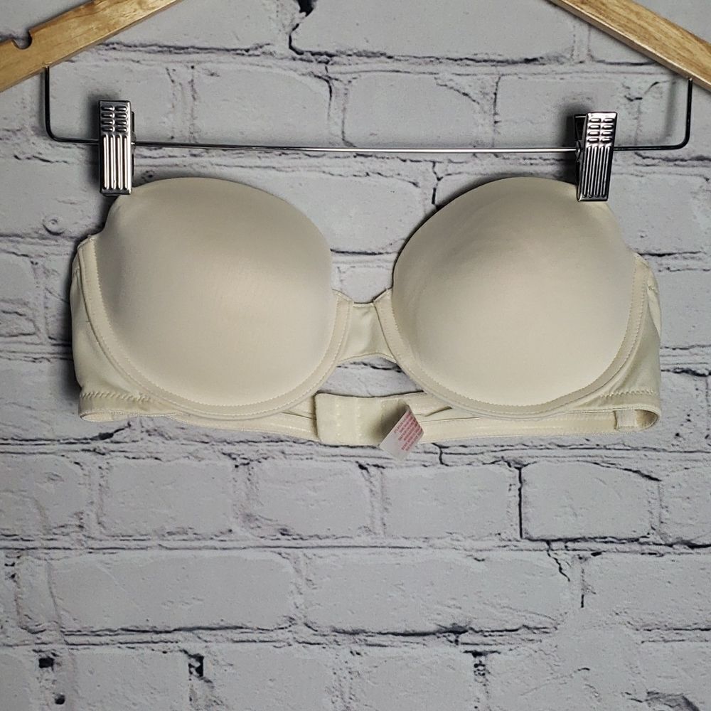 Candie's White Strapless Bra
